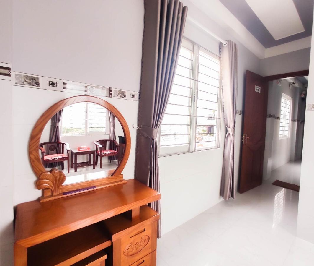Готель Ngoc Quy Mini House Куїнон Екстер'єр фото